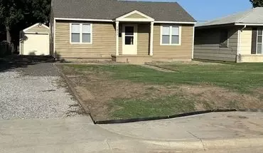 3 of 19 1017 N 14th St House for rent in Enid, OK