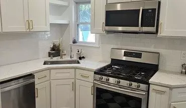 3 of 8 38 Jasper Ave House for rent in Teaneck, NJ
