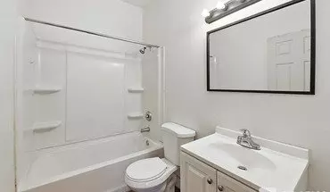 2 of 5 1734 W Clarke St Unit 2604 Apartment for rent in Milwaukee, WI