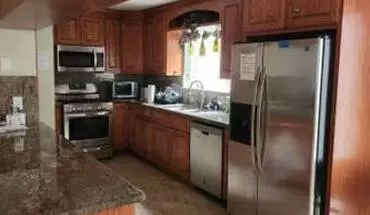 5 of 6 945 E Lemon Ave House for rent in Monrovia, CA