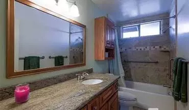 4 of 6 945 E Lemon Ave House for rent in Monrovia, CA