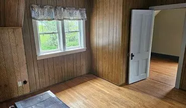 5 of 8 295 5th St House for rent in Manistee, MI