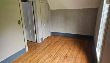 4 of 8 295 5th St House for rent in Manistee, MI