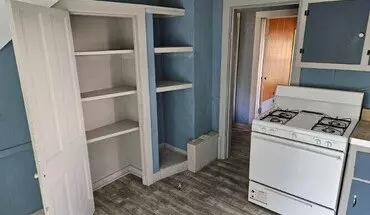 2 of 8 295 5th St House for rent in Manistee, MI