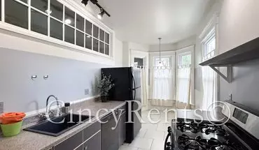 5 of 16 2214 Adams Ave Unit 1 Apartment for rent in Cincinnati, OH