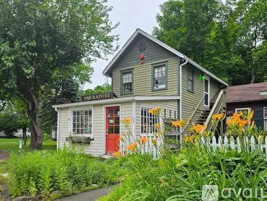 32 Cannon Rd Unit 5 Apartment for rent in Wilton, CT