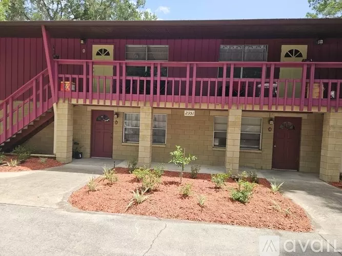 2351 SW 32 Pl Unit Unit Apartment for rent in Gainesville, FL