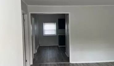 4 of 7 22 Albany St Unit Unit Apartment for rent in Saugerties, NY