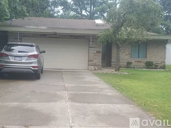 25501 Edgecliff Dr Unit 1 Apartment for rent in Euclid, OH