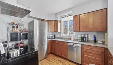 4 of 44 372 Broadway, Unit 4 Apartment for rent in South Portland, ME