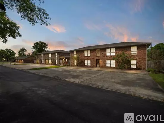 356 Dees St Unit 3 Apartment for rent in Deridder, LA