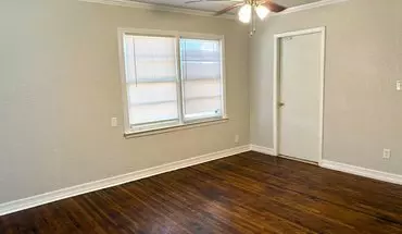 4 of 12 3928 E 2nd St S House for rent in Tulsa, OK