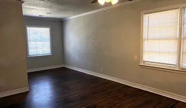 3 of 12 3928 E 2nd St S House for rent in Tulsa, OK