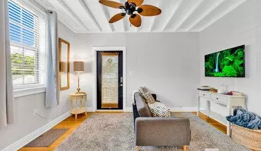 3 of 10 1059 NE 88th St Unit 2 Apartment for rent in El Portal, FL