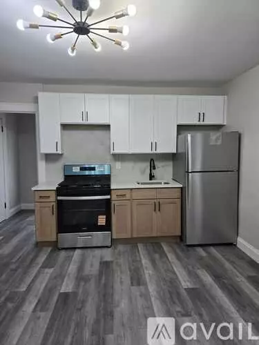 2 of 3 218 Custer Ave Unit 2 Apartment for rent in Newark, NJ