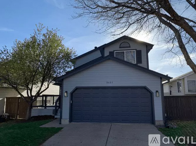 9491 Devon Ct House for rent in Littleton, CO