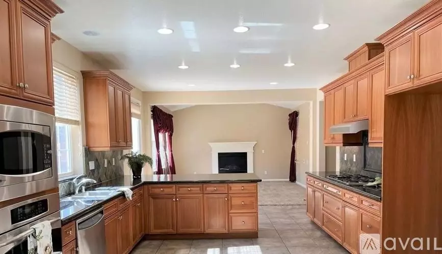 2174 Red Setter Rd House for rent in Rocklin, CA