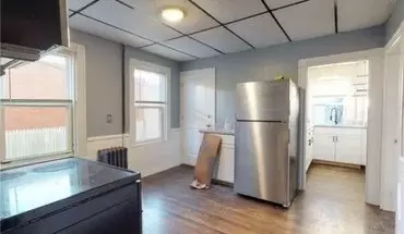 4 of 18 8 Chestnut Ave Unit 1 Apartment for rent in Cranston, RI