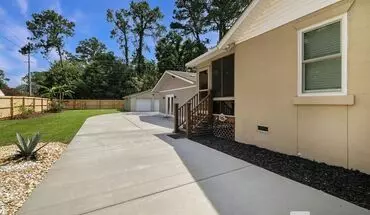 4 of 22 402 E 64th St House for rent in Savannah, GA