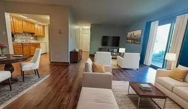 3 of 11 104 E Bailey Rd Unit 1C Apartment for rent in Naperville, IL