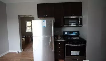 5 of 9 4324 N Bernard St Unit 2B Apartment for rent in Chicago, IL