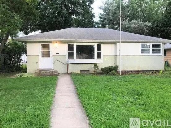 6824 Pleasant Avenue Apartment for rent in Minneapolis, MN