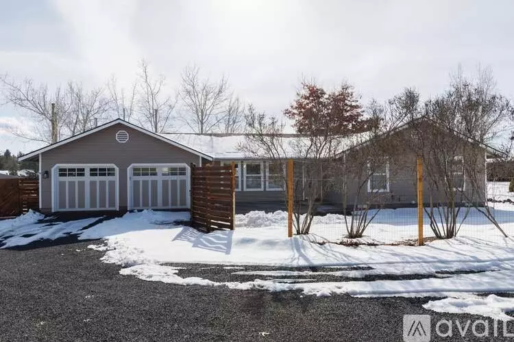 8627 SW Panorama Rd House for rent in Terrebonne, OR