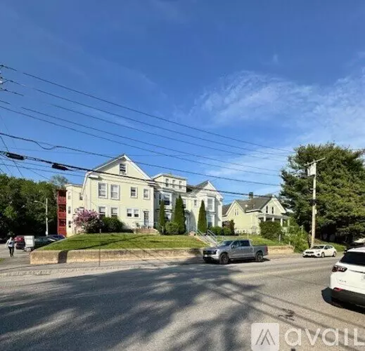 390 Main St Unit 2 Apartment for rent in Biddeford, ME