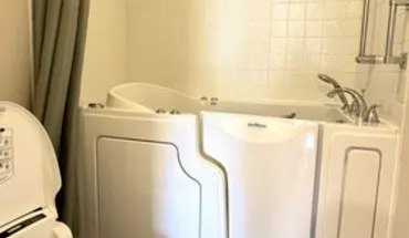 5 of 14 10 Scenic Way Unit 203 Apartment for rent in San Mateo, CA