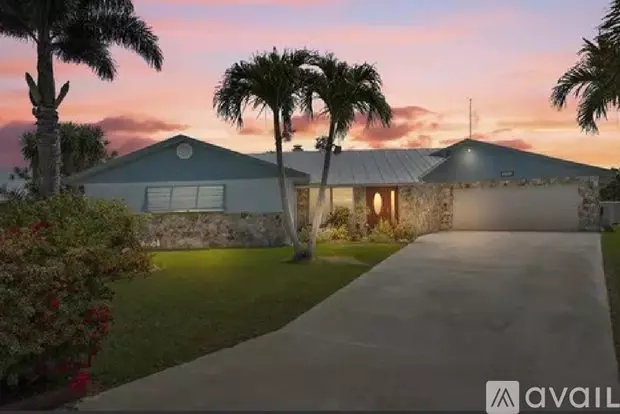 1360 SW Albatross Way Apartment for rent in Palm City, FL