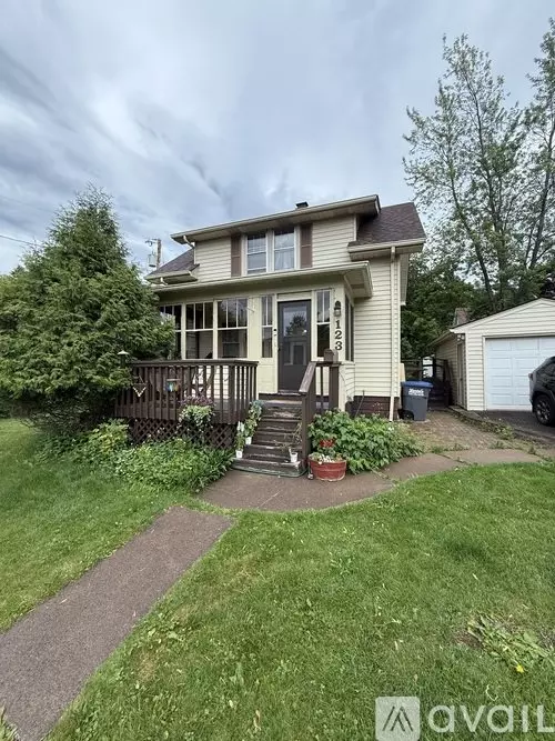 123 N 42nd Ave E House for rent in Duluth, MN