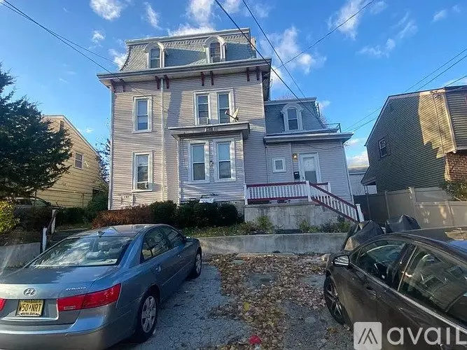 1028 Coates St Unit Unit Apartment for rent in Sharon Hill, PA