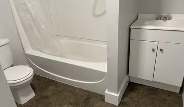 5 of 5 172 Division St Unit 2nd Apartment for rent in Pawtucket, RI