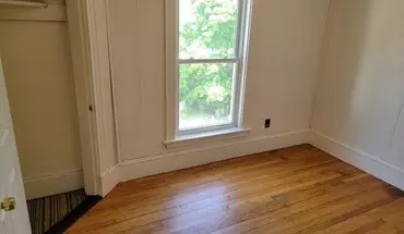 5 of 11 23 Spring St Unit 3 Apartment for rent in Bangor, ME