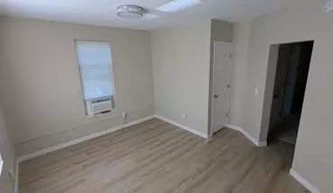 4 of 27 1330 Monroe St Unit 2 NE Apartment for rent in Minneapolis, MN