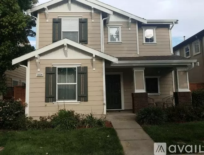 3034 Roadrunner Dr House for rent in Fairfield, CA