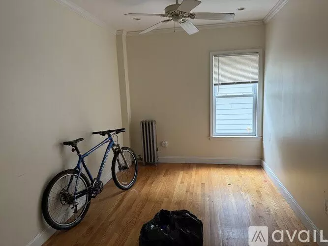 2 of 3 1576 Cambridge St Unit 1R Apartment for rent in Cambridge, MA