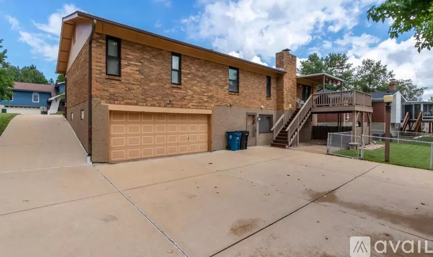 2 of 2 4746 Cactus Wren Ct House for rent in St Louis, MO