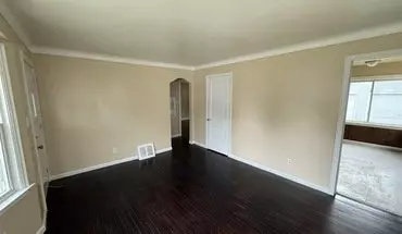5 of 9 21160 Dexter Blvd House for rent in Warren, MI