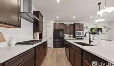 5 of 12 2108 Weatherbee Ln Unit 2108 Apartment for rent in Naperville, IL