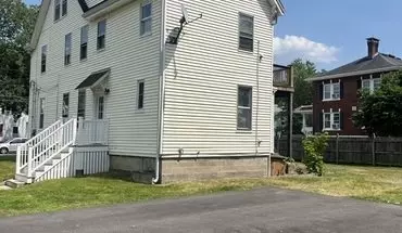 3 of 15 138 Myrtle St Unit 3 Apartment for rent in Rockland, MA