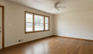 1221 Vincent Pl Apartment for rent in Chaska, MN