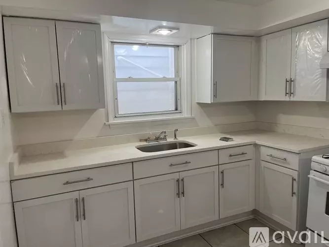 1716 W Cermak Rd Unit 1 Apartment for rent in Chicago, IL