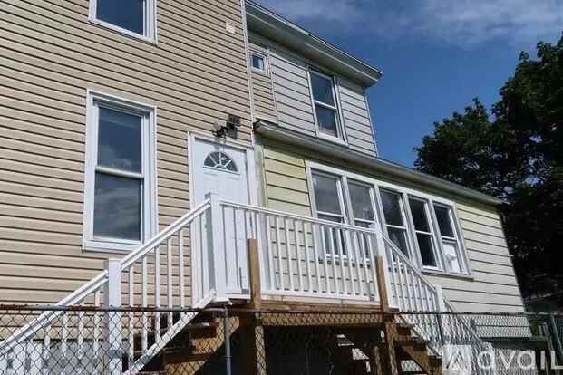 16 E Ridge St Unit 2 Apartment for rent in Coaldale, PA