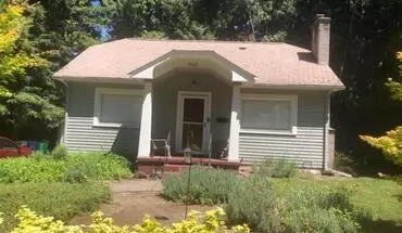 2 of 36 8528 SW 35th Ave House for rent in Portland, OR