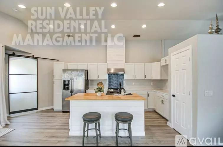 17526 W Coyote Trail Dr House for rent in Goodyear, AZ