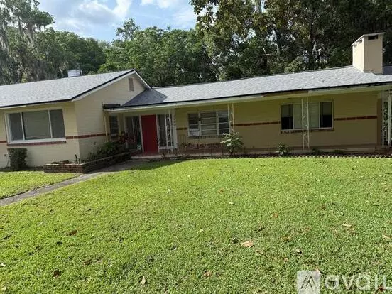2048 NW 8th Pl Apartment for rent in Gainesville, FL