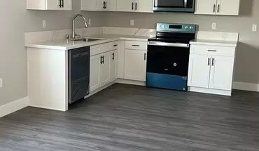 3 of 12 5306 Hawkwatch Ln Unit B Apartment for rent in Bakersfield, CA