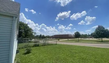 3 of 19 902 Cleverly Rd House for rent in Dayton, OH