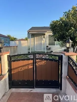 722 W Hollyvale St Apartment for rent in Azusa, CA